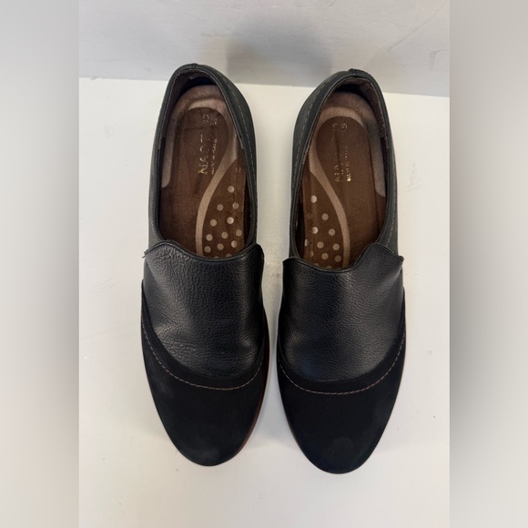 Naot Angin Black leather/suede nubuck women’s Slip-On Loafers size 9 - Picture 7 of 14